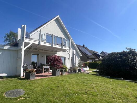 Wohnung zur Miete 1.810 € 3,5 Zimmer 145 m² frei ab 01.11.2025 Theesen Bielefeld 33739