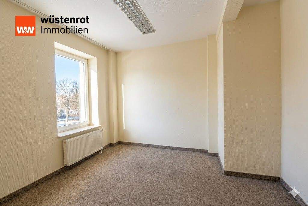 Immobilie in Heringen - Repräsentativer Blickfang: Arbeiten mit historischem Charme - Bild 2