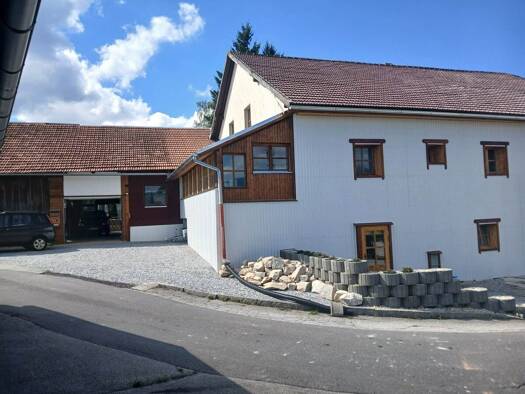 Einfamilienhaus zum Kauf 349.000 € 7 Zimmer 150 m² 1.327 m² Grundstück Gsenget Neureichenau 94089