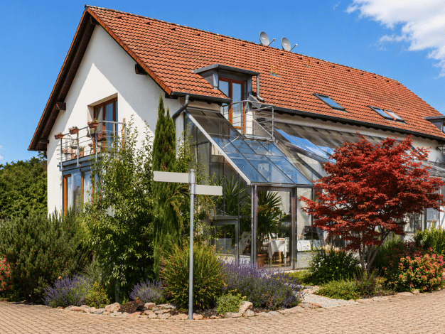 Mehrfamilienhaus zum Kauf 825.000 € 7,5 Zimmer 249 m² 349 m² Grundstück Bleichheim Herbolzheim 79336