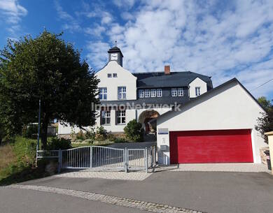 Haus zum Kauf 549.000 € 10 Zimmer 170 m² 1.320 m² Grundstück Großhartmannsdorf Großhartmannsdorf 09618