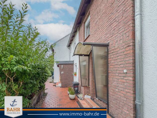 Reihenmittelhaus zum Kauf 198.000 € 3 Zimmer 75 m² 142 m² Grundstück frei ab 01.12.2026 Kücknitz Kücknitz 23569