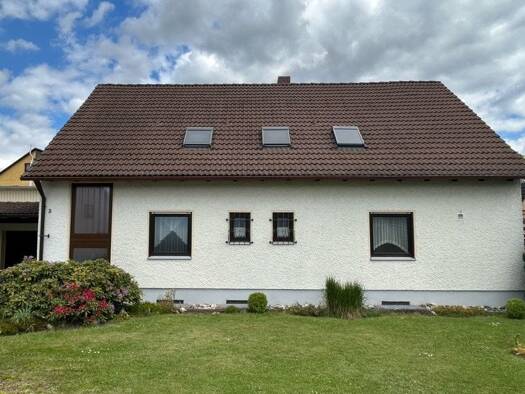 Einfamilienhaus zum Kauf 320.000 € 6 Zimmer 134 m² 1.035 m² Grundstück Halsbach Dürrwangen 91602