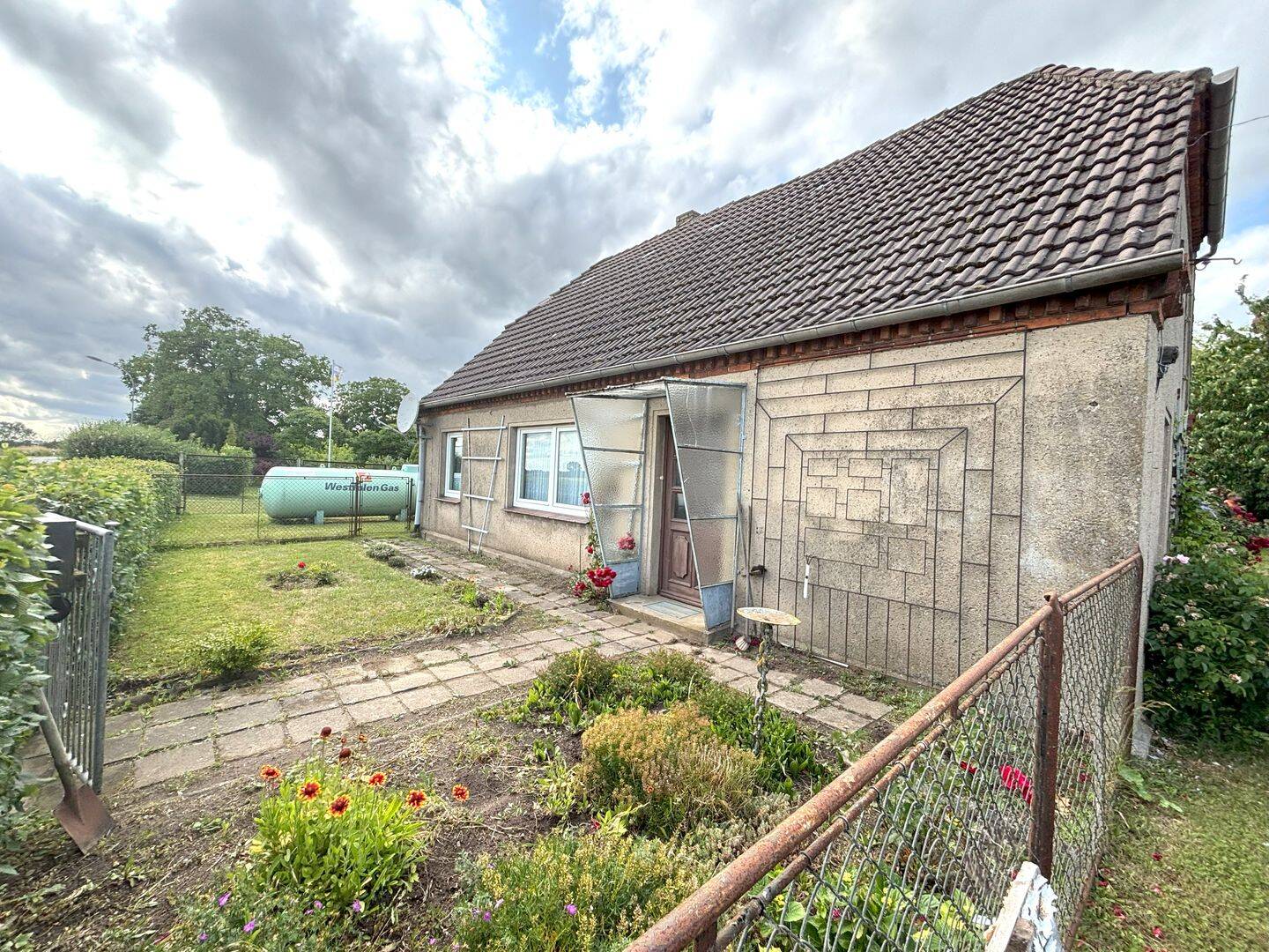Einfamilienhaus zum Kauf - Ansicht 2