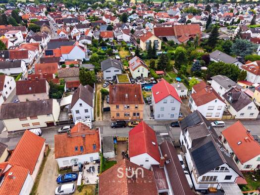 Mehrfamilienhaus zum Kauf 489.000 € 11 Zimmer 242 m² 280 m² Grundstück Crumstadt Riedstadt 64560