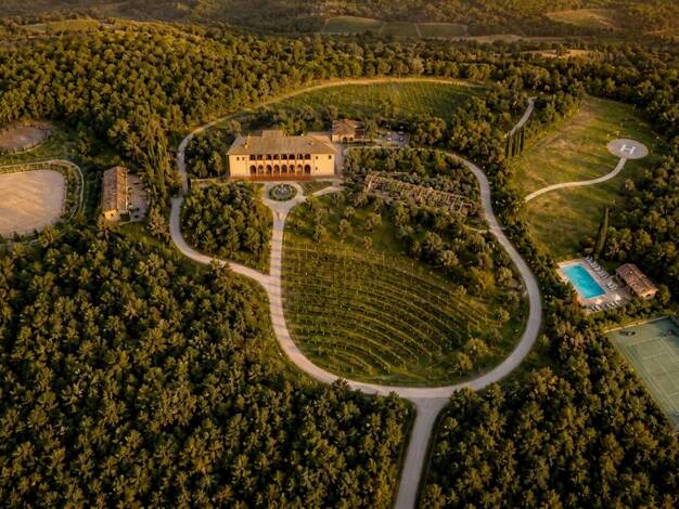 Villa zum Kauf 4.800.000 € 22 Zimmer 1.535 m² 60.296 m² Grundstück Sinalunga 53048