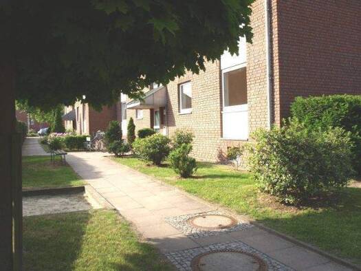 Wohnung zur Miete 540 € 2,5 Zimmer 71,9 m² 3. Geschoss frei ab sofort Corinthstr. 8 Berenbostel Garbsen 30827