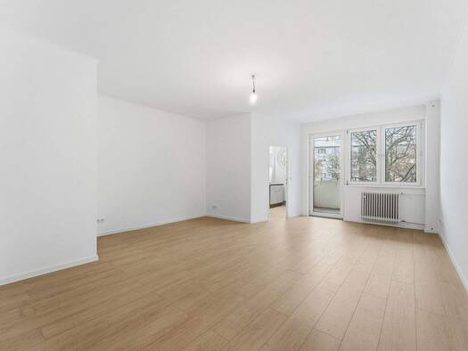 Wohnung zur Miete 950 € 2 Zimmer 58 m² 1. Geschoss frei ab 01.03.2026 Spandau Berlin 13585
