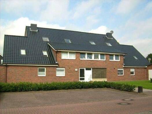 Wohnung zur Miete 495 € 2 Zimmer 55 m² frei ab sofort Lilienstraße 11 Drochtersen 21706