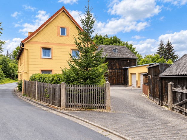 Haus zum Kauf 119.000 € 9 Zimmer 200 m² 450 m² Grundstück Feilitzsch Feilitzsch 95183