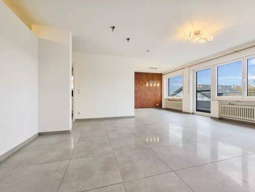 Wohnung zur Miete 1.400 € 4 Zimmer 158 m² Geschoss 1/2 frei ab sofort Marienbader Weg 8 Waldenbuch 71111