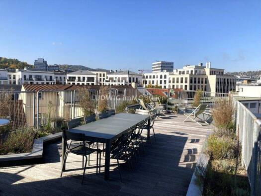 Büro zur Miete 398 m² Bürofläche teilbar ab 370 m² Süd Stuttgart 70178