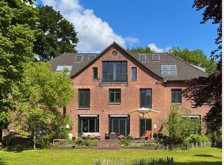 Haus zum Kauf provisionsfrei 13 Zimmer 800 m² 23.000 m² Grundstück Borstel 24616