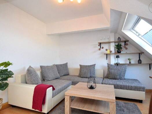 Wohnung zur Miete 850 € 2 Zimmer 50 m² 3. Geschoss frei ab 01.02.2026 Weil am Rhein 79576