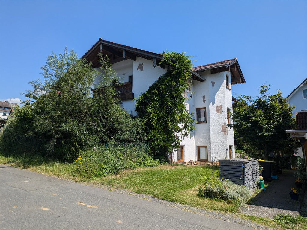 Einfamilienhaus zum Kauf 398.000 € 8 Zimmer 235 m²<br/>Wohnfläche 924 m²<br/>Grundstück Kleinern Edertal 34549