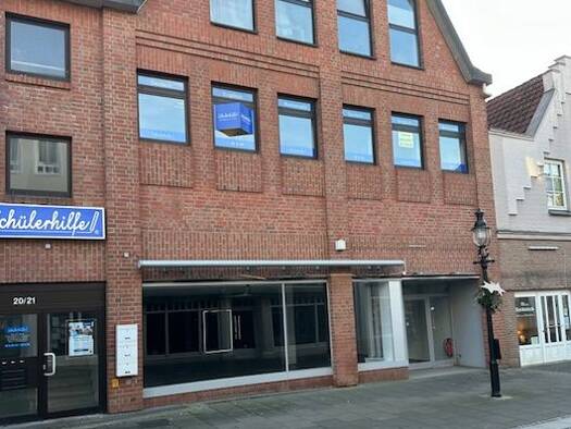 Laden zur Miete provisionsfrei 4.900 € 650 m² Verkaufsfläche Bad Oldesloe 23843