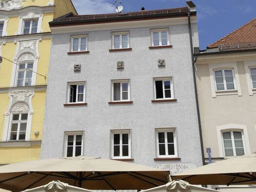 Wohnung zur Miete 1.400 € 3,5 Zimmer 105 m² Geschoss 1/4 frei ab 01.04.2026 Untere Hauptstraße 9 Freising 85354