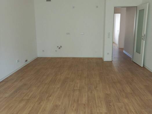 Wohnung zur Miete 615 € 3 Zimmer 75,9 m² frei ab sofort Teichstraße 5 Altenburg 04600