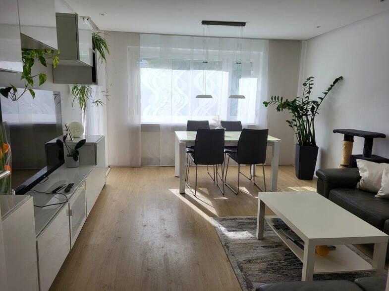 Wohnung zum Kauf provisionsfrei 310.000 € 4 Zimmer 86,8 m² 1. Geschoss Metzingen Metzingen 72555
