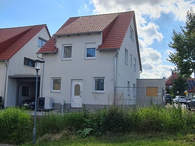 Haus zur Miete 1.600 € 177 m² frei ab sofort Zum Weinberg 1B Pesterwitz Freital 01705