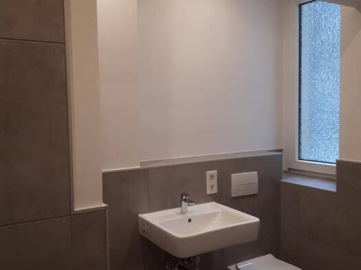 Wohnung zur Miete 490 € 4 Zimmer 91,8 m² 2. Geschoss Margaretenstraße 48 Hilbersdorf Chemnitz 09131