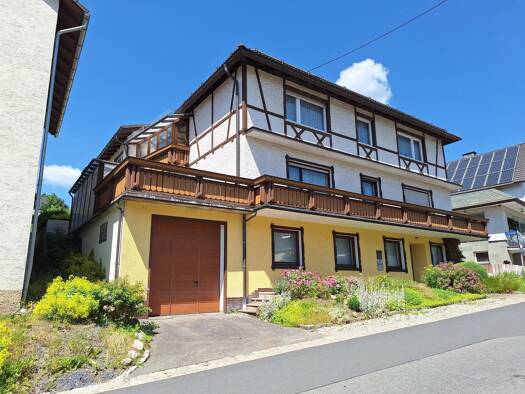 Mehrfamilienhaus zum Kauf 280.000 € 6 Zimmer 183,5 m² 690 m² Grundstück frei ab sofort Windheim Steinbach a.Wald 96361