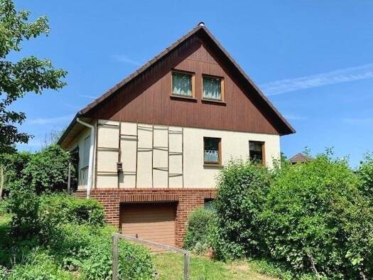 Einfamilienhaus zum Kauf 195.000 € 6 Zimmer 134,7 m² 800 m² Grundstück frei ab sofort Neumark Neumark 08496