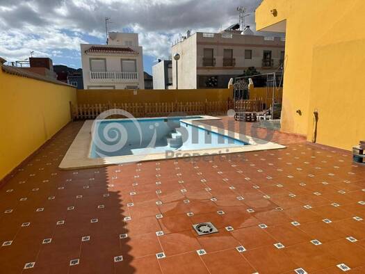 Chalet zum Kauf 735.000 € 5 Zimmer 509 m² 420 m² Grundstück Calle Cañada Blanca Arona 38632
