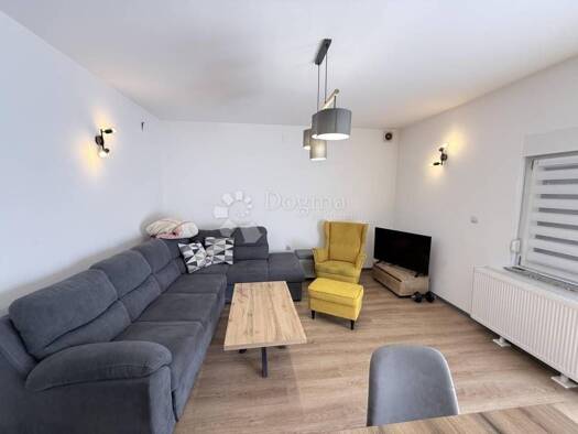 Haus zum Kauf 240.000 € 7 Zimmer 229 m² Petrinja Petrinja
