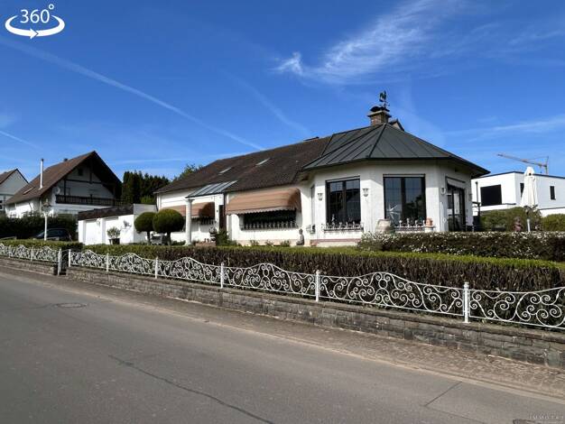 Einfamilienhaus zum Kauf 549.000 € 7 Zimmer 240 m² 1.071 m² Grundstück Dorf Wittlich 54516