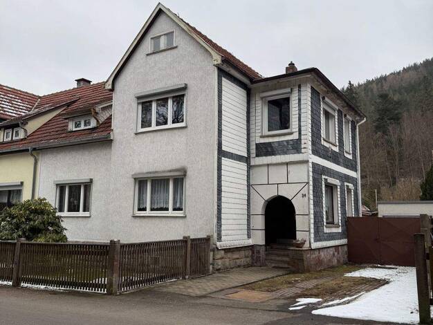 Doppelhaushälfte zum Kauf 129.000 € 6 Zimmer 150 m² 480 m² Grundstück Luisenthal 99885