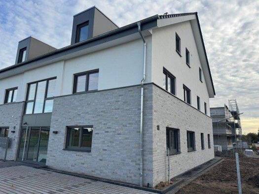 Wohnung zur Miete - Erstbezug 1.053 € 2 Zimmer 78 m² 2. Geschoss frei ab sofort Harsewinkel 33428