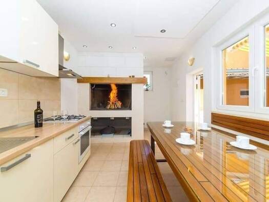 Haus zum Kauf 618.000 € 5 Zimmer 250 m² Kaštelanec