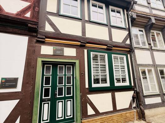 Reihenmittelhaus zum Kauf 99.000 € 4,5 Zimmer 100 m² 73 m² Grundstück frei ab sofort Häuserstraße 7 Northeim Northeim 37154