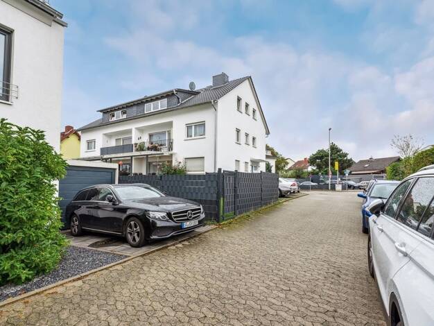 Wohnung zum Kauf provisionsfrei 279.500 € 3 Zimmer 75,7 m² Dachgeschoss Rheingaustr. 119 Hofheim Hofheim am Taunus 65719