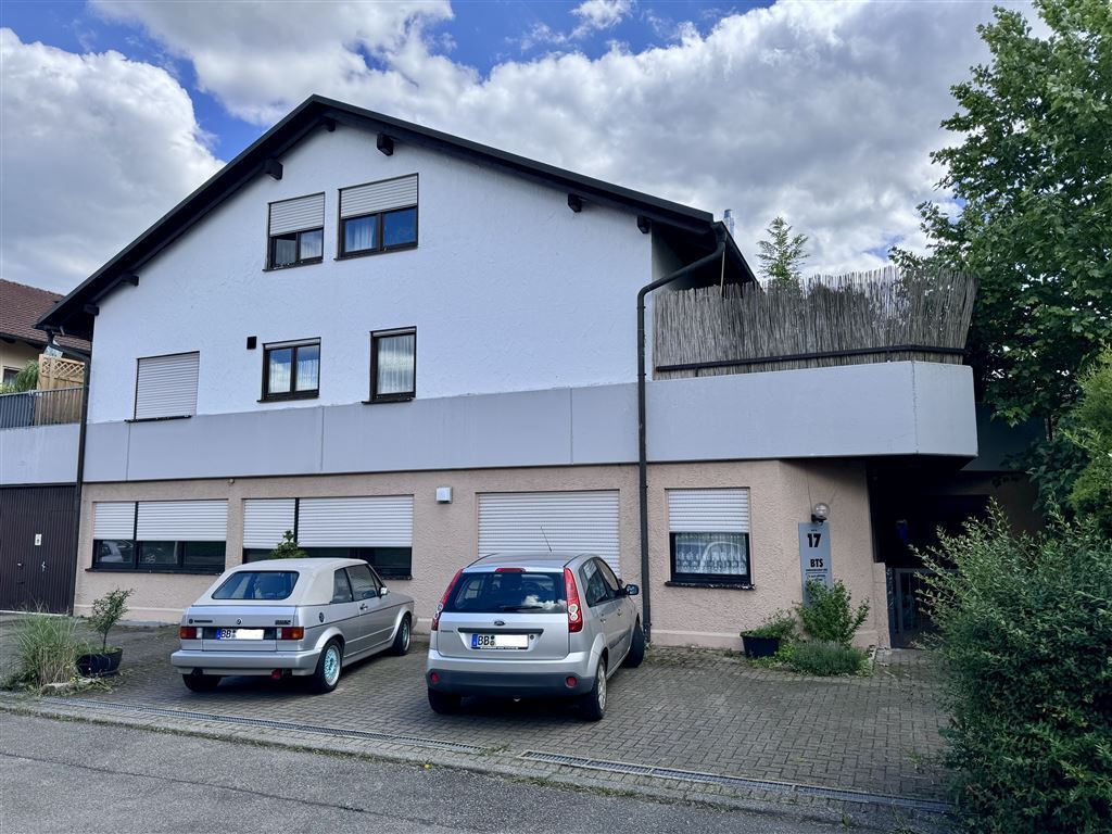 Wohn- und Geschäftshaus zum Kauf als Kapitalanlage geeignet 1.590.000 € 8 Zimmer 582 m²<br/>Fläche 704 m²<br/>Grundstück Holzgerlingen 71088