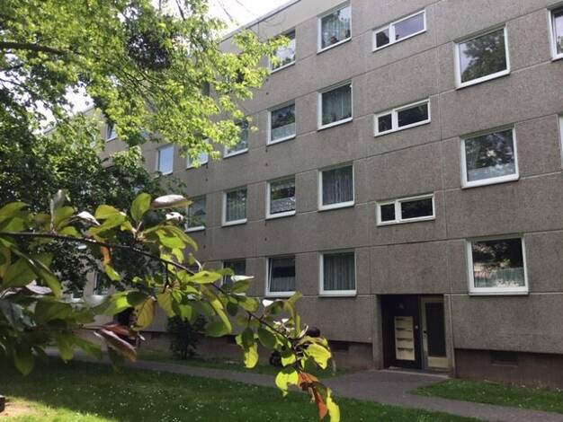 Wohnung zur Miete 596 € 2 Zimmer 63,4 m² 2. Geschoss frei ab 01.12.2026 Görlitzer Straße 67 Waldau Kassel 34123
