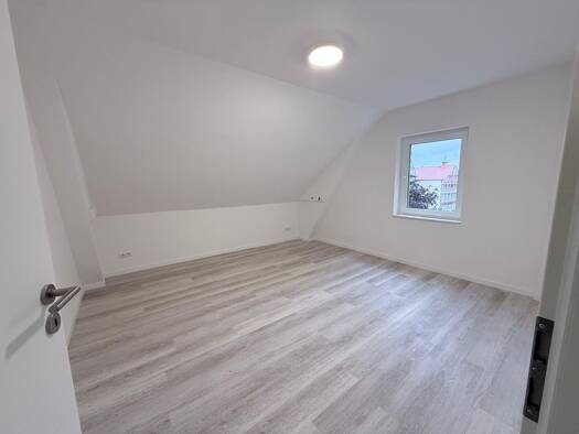Wohnung zur Miete 1.032 € 3,5 Zimmer 86 m² frei ab sofort Winsen Winsen (Luhe) 21423