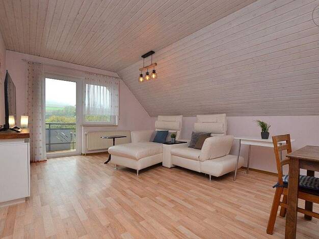 Wohnung zur Miete Wohnen auf Zeit 1.085 € 2 Zimmer 65 m² frei ab sofort Uettingen 97292