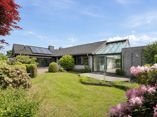 Bungalow zum Kauf 425.000 € 5,5 Zimmer 127 m² 679 m² Grundstück Bordenau Neustadt am Rübenberge 31535