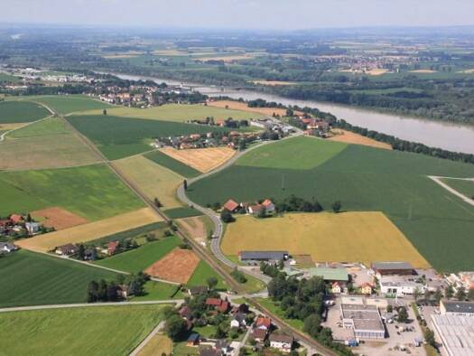 Lagerhalle zur Miete provisionsfrei teilbar von 2.000 m² bis 50.000 m² St. Florian am Inn 4782