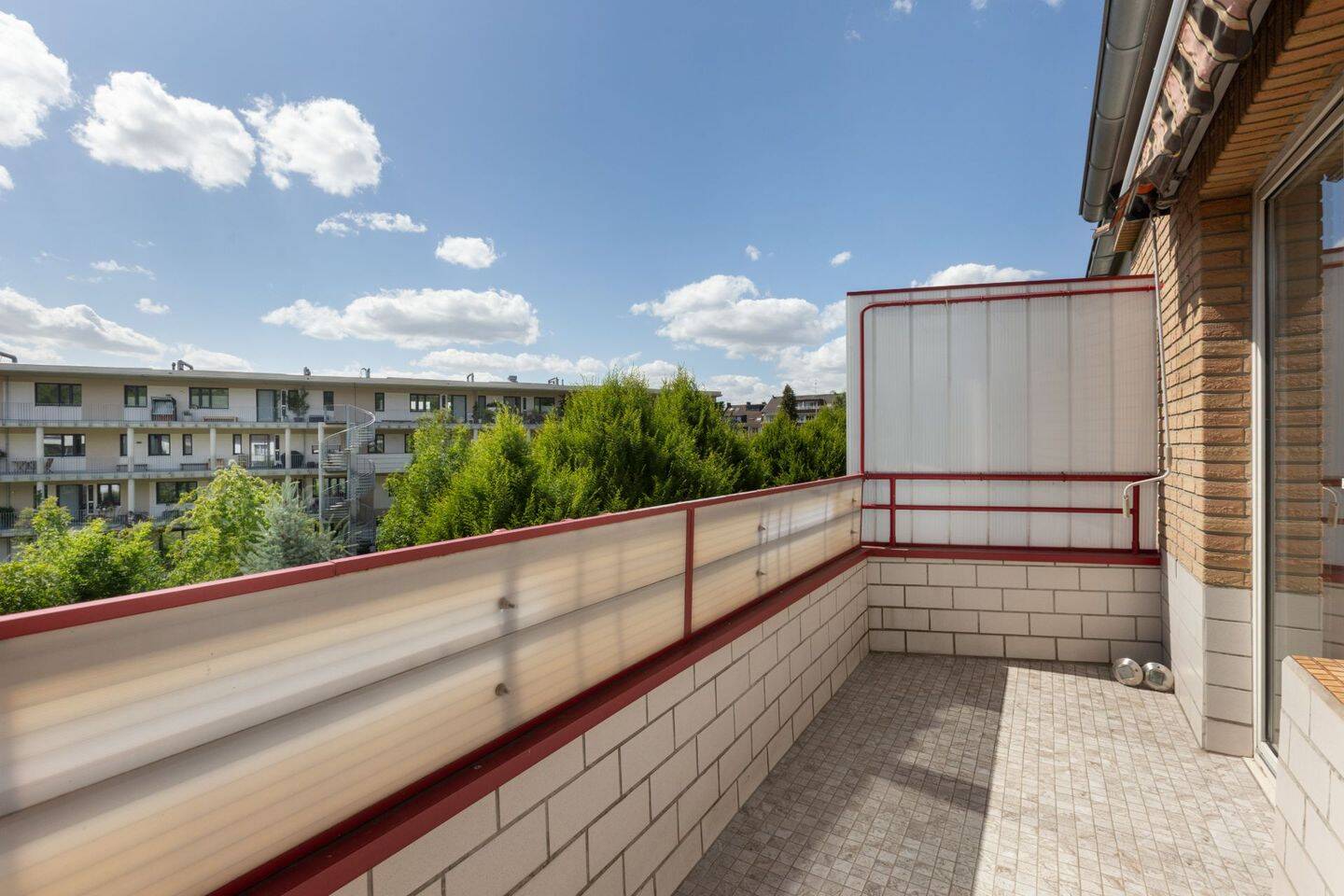 Property thumbnail 6