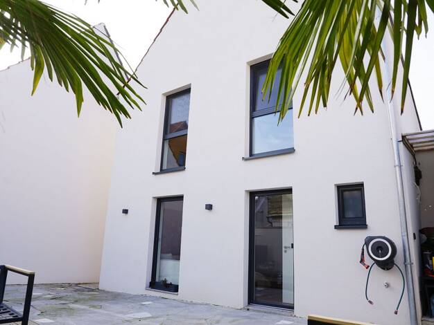 Einfamilienhaus zum Kauf 495.000 € 3,5 Zimmer 125 m² 135 m² Grundstück Rottenbauer Würzburg 97084