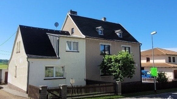 Doppelhaushälfte zum Kauf 69.000 € 4 Zimmer 85 m²<br/>Wohnfläche 533 m²<br/>Grundstück Coschütz Elsterberg 07985