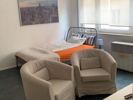 Wohnung zur Miete Wohnen auf Zeit 980 € 1 Zimmer 30 m² frei ab 20.12.2025 Uhlandstr. 0 Mitte Stuttgart 70182