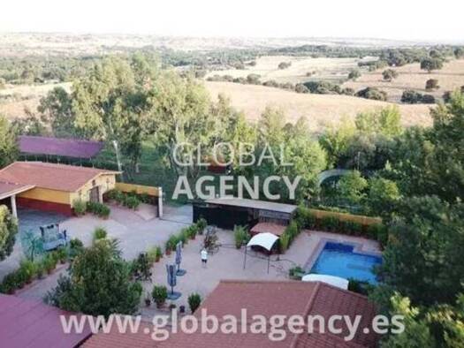 Bauernhaus zum Kauf 2.200.000 € 10 Zimmer 2.300 m² Villaviciosa de Odón 28670