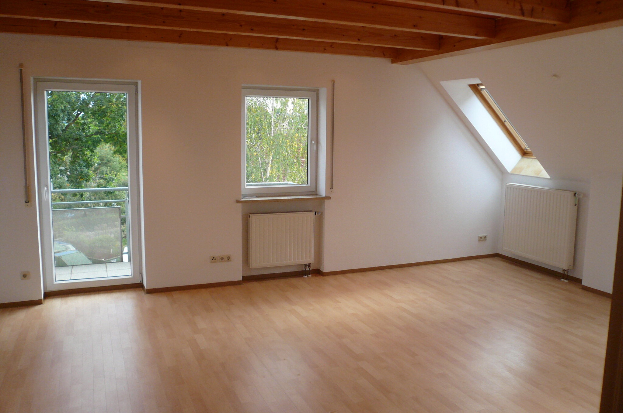 Wohnung zur Miete 720 € 4 Zimmer 105 m²<br/>Wohnfläche 3.<br/>Geschoss Traßlberg Poppenricht 92284