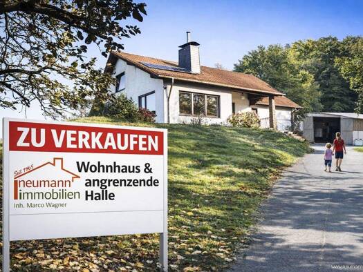 Haus zum Kauf 725.000 € 9 Zimmer 200,2 m² 9.800 m² Grundstück Roßbacher Straße 3 Breitscheid 53547