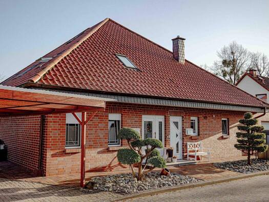 Bungalow zum Kauf 675.000 € 7 Zimmer 250 m² 682 m² Grundstück frei ab 01.06.2026 Ochtersum Hildesheim 31139