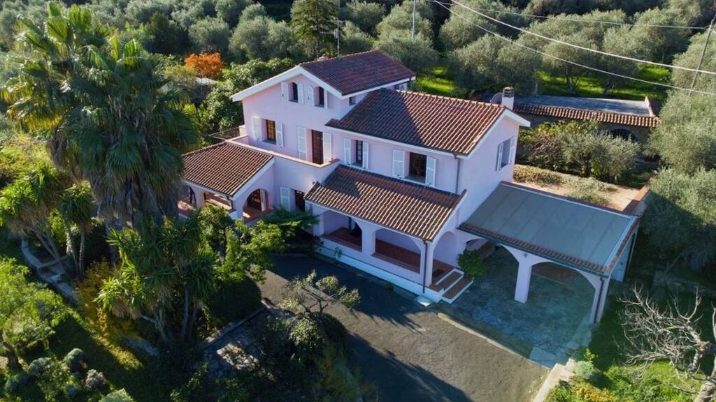 Villa zum Kauf 650.000 € 8 Zimmer 259 m² 3.300 m² Grundstück Meerblick Dolcedo 18100